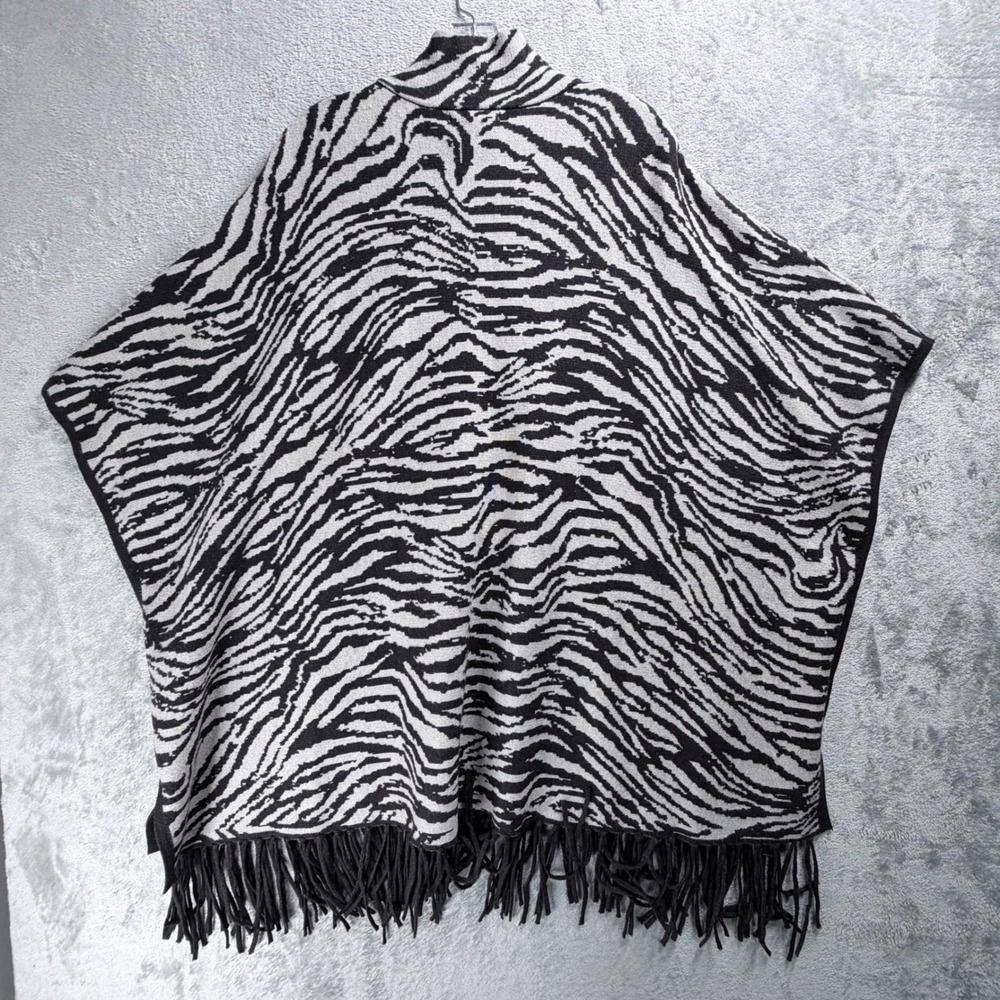 Christian Siriano Zebra Poncho Women L/XL Black White Animal Print Fringe Zip Up - Picture 3 of 9